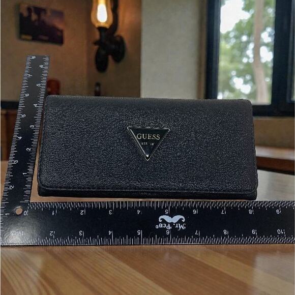 Vintage Y2K Guess Black Vegan Saffiano Leather Continental Trifold Clutch Wallet - Picture 8 of 8